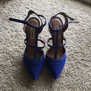 Steve Madden Blue Pointy Toe Pump